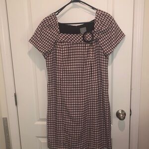 Pink & Black Geometric Short-Sleeve Shift Dress with Buckle Detail